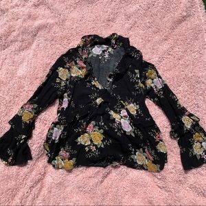 American Eagle floral blouse